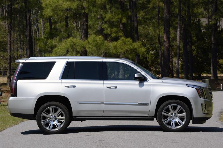  Cadillac Escalade 2015 года  (фото 86 из 91)